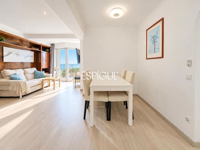 3 soveværelse Lejlighed til salg i La Barceloneta, Barcelona by - € 595.000 (Ref: 10138879)