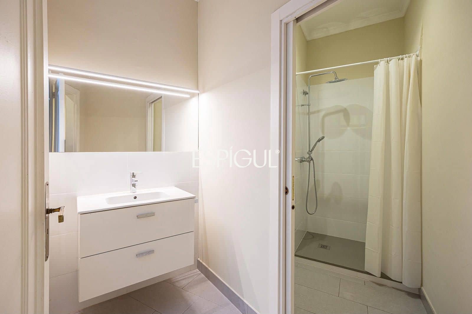 Toimisto vuokrattavana paikassa Barcelona kaupunki - 6 900 € (Ref: 10165863)