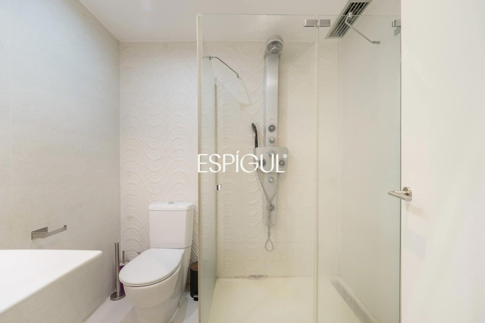 4 slaapkamer Flat te koop in Barcelona stad met garage - € 1.590.000 (Ref: 10170293)
