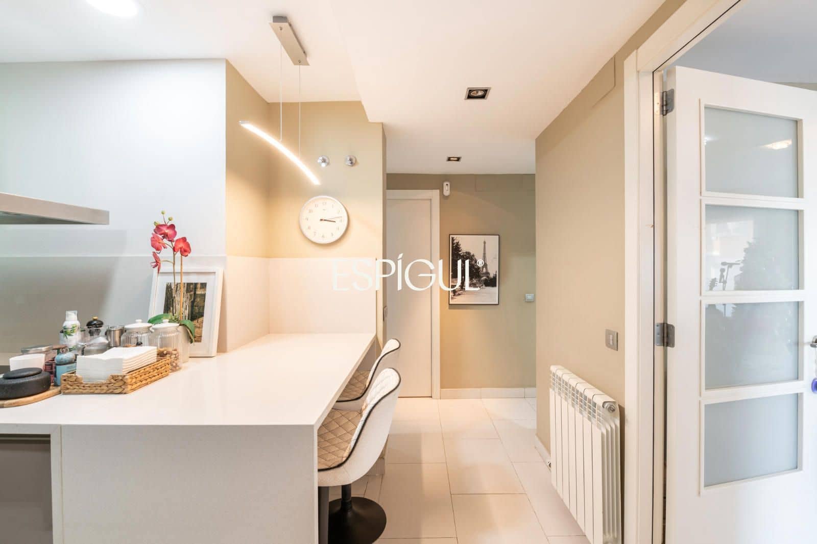 4 slaapkamer Flat te koop in Barcelona stad met garage - € 1.590.000 (Ref: 10170293)