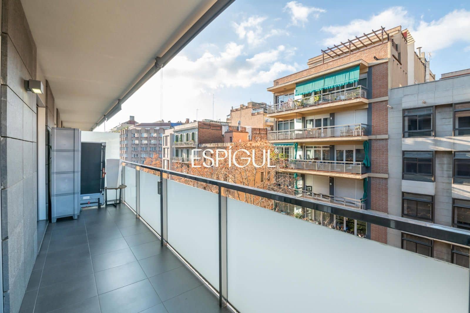 4 slaapkamer Flat te koop in Barcelona stad met garage - € 1.590.000 (Ref: 10170293)