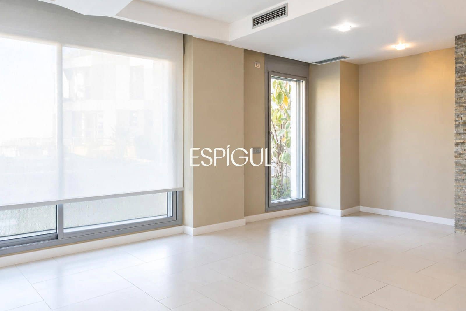 4 slaapkamer Flat te koop in Barcelona stad met garage - € 1.590.000 (Ref: 10170293)