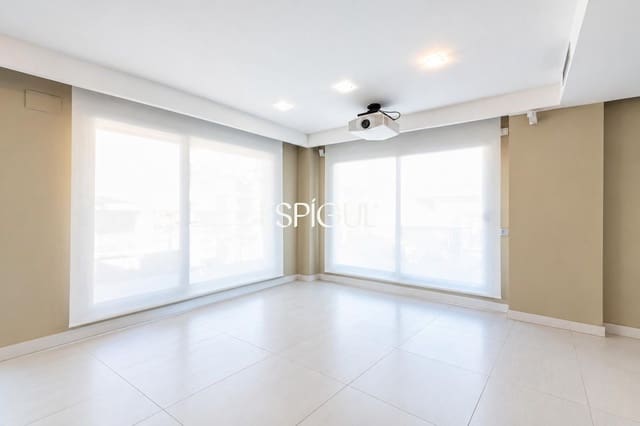 4 slaapkamer Flat te koop in La Nova Esquerra de L'Eixample, Barcelona stad met garage - € 1.590.000 (Ref: 10170293)