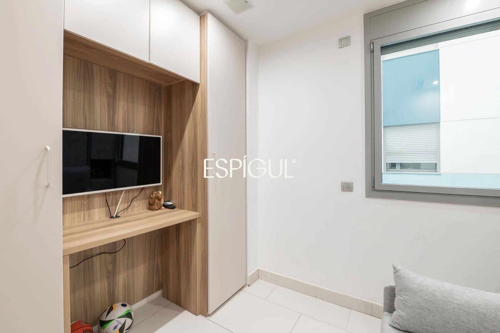 4 slaapkamer Flat te koop in Barcelona stad met garage - € 1.590.000 (Ref: 10170293)