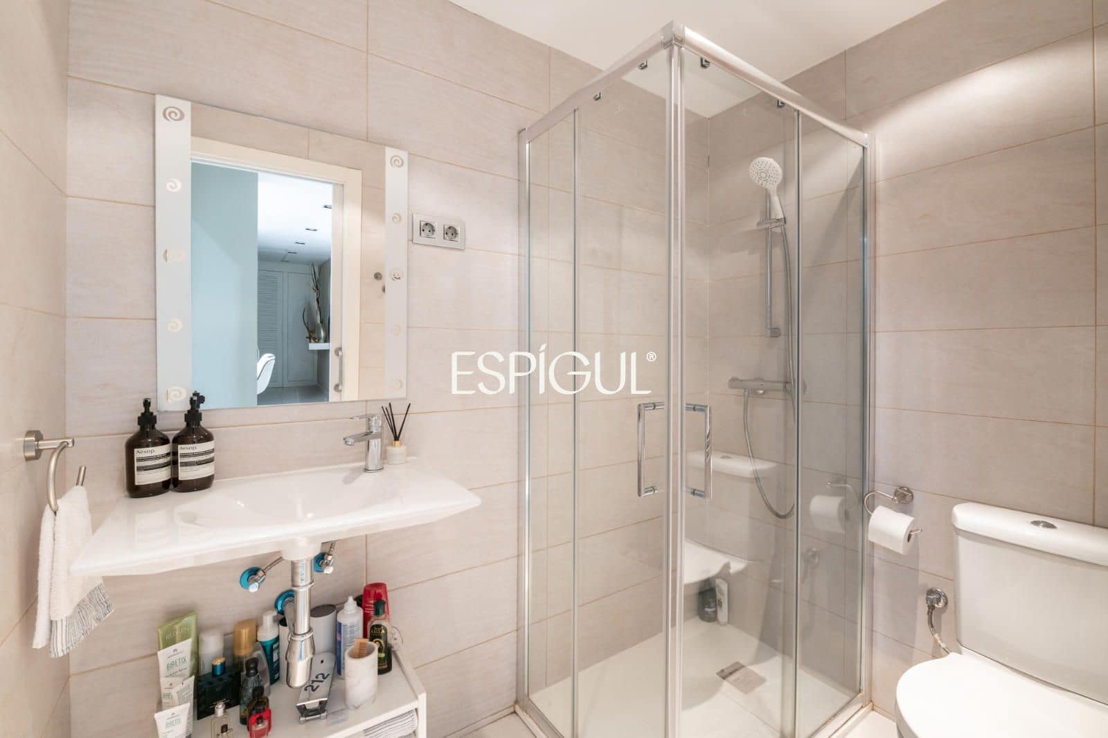 4 slaapkamer Flat te koop in Barcelona stad met garage - € 1.590.000 (Ref: 10170293)