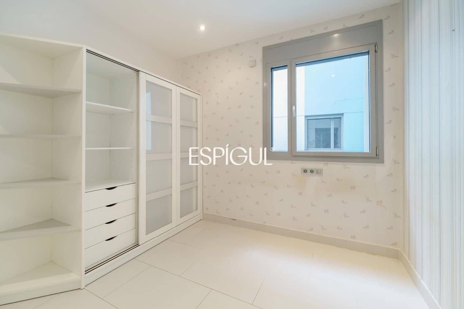 4 slaapkamer Flat te koop in Barcelona stad met garage - € 1.590.000 (Ref: 10170293)