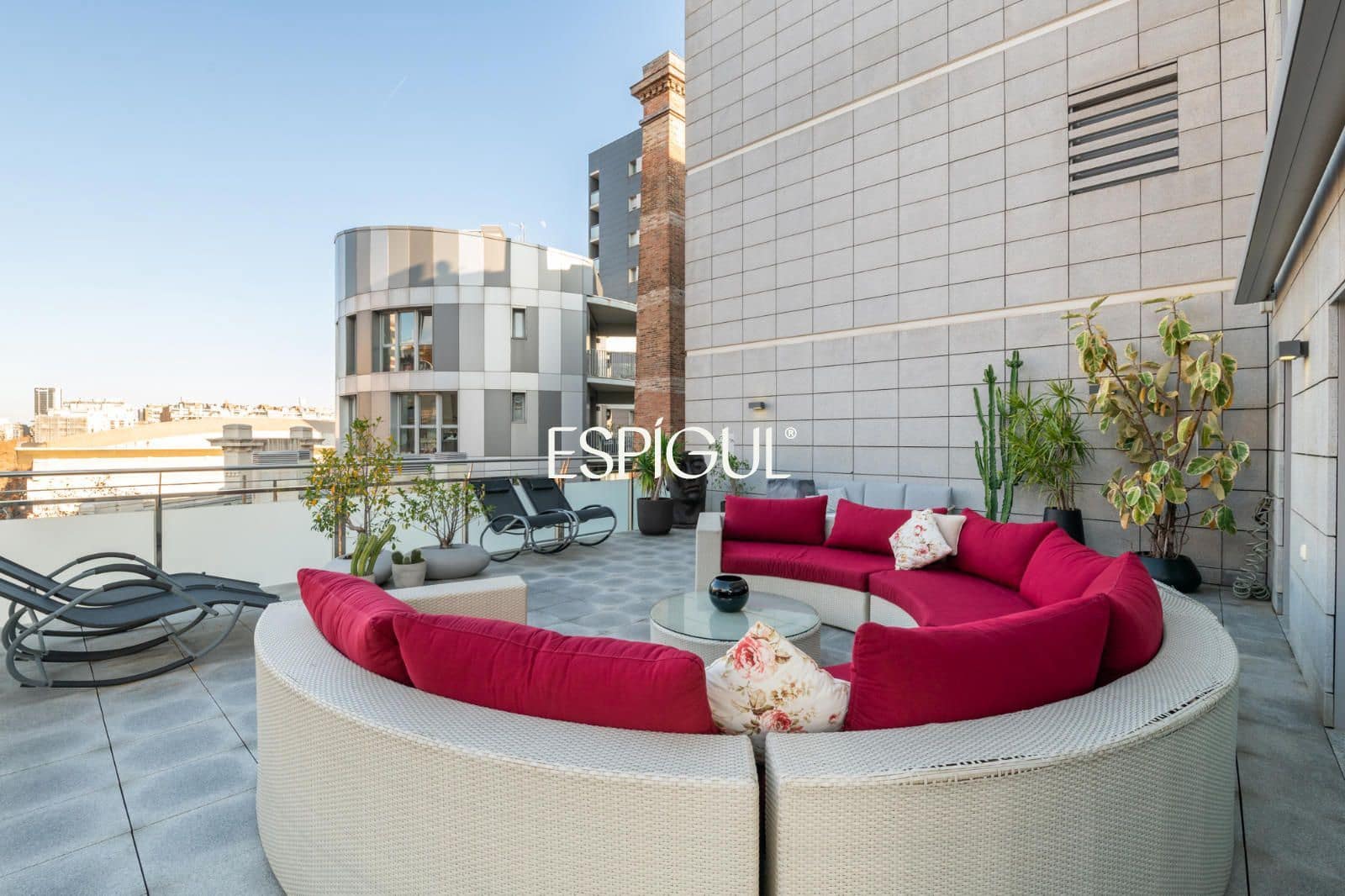 4 slaapkamer Flat te koop in Barcelona stad met garage - € 1.590.000 (Ref: 10170293)