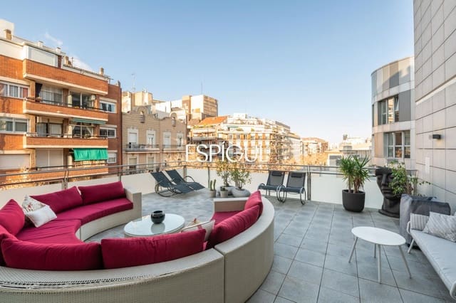4 slaapkamer Flat te koop in La Nova Esquerra de L'Eixample, Barcelona stad met garage - € 1.590.000 (Ref: 10170293)