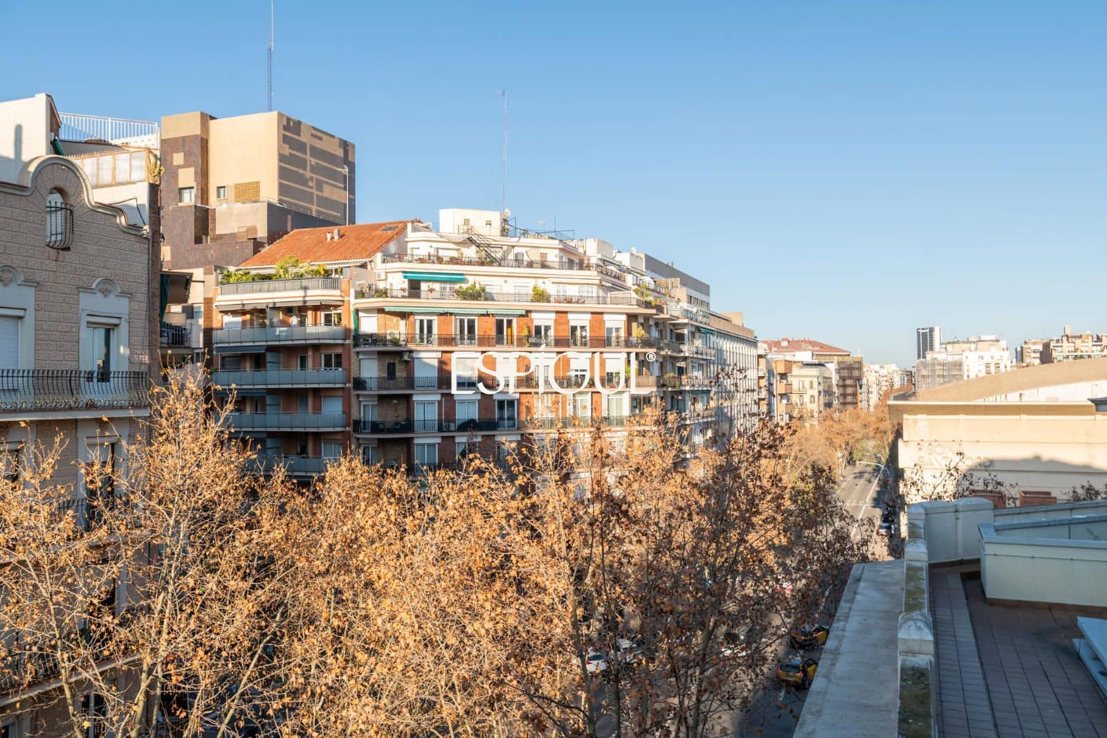 4 slaapkamer Flat te koop in Barcelona stad met garage - € 1.590.000 (Ref: 10170293)
