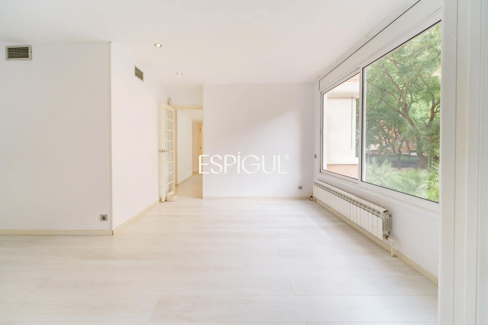 4 sypialnia Mieszkanie na sprzedaż w Miasto Barcelona z basenem garażem - 740 000 € (Ref: 10179552)