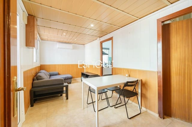 3 sypialnia Dom na sprzedaż w Sants-Montjuïc, Miasto Barcelona - 270 000 € (Ref: 10181740)