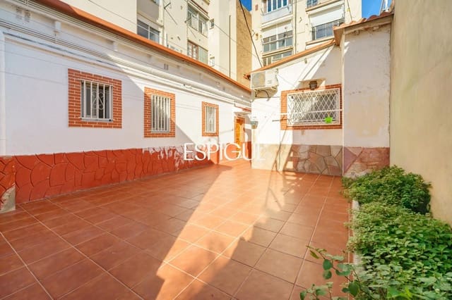 3 sypialnia Dom na sprzedaż w Sants-Montjuïc, Miasto Barcelona - 270 000 € (Ref: 10181740)