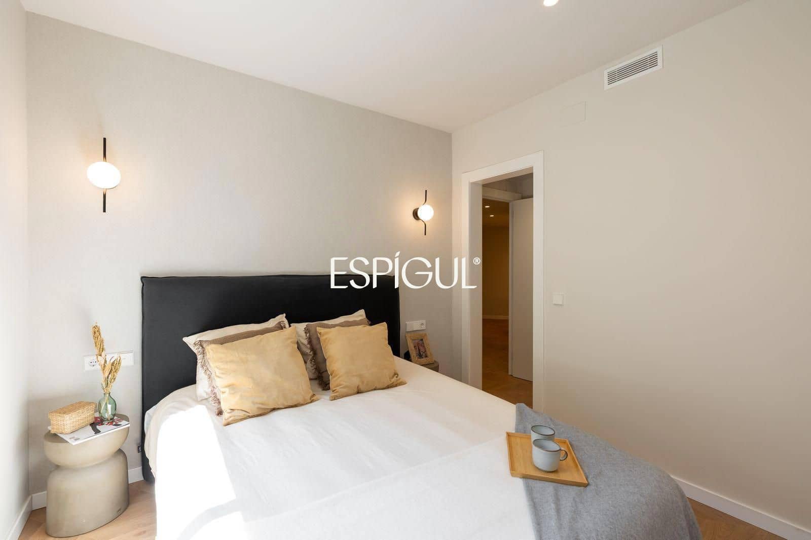 3 soveværelse Lejlighed til salg i Barcelona by - € 729.000 (Ref: 10182153)