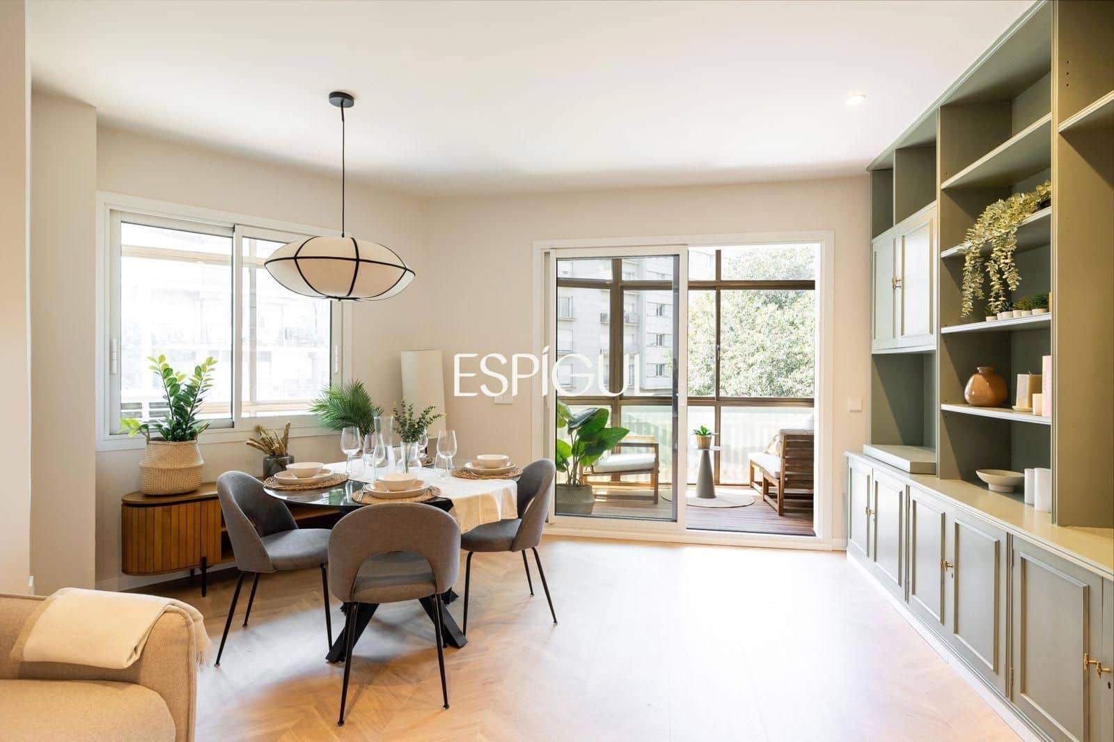 3 soveværelse Lejlighed til salg i Barcelona by - € 729.000 (Ref: 10182153)