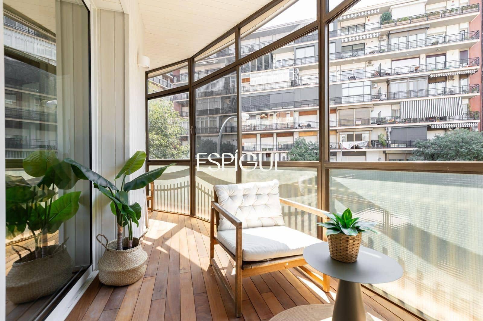 3 soveværelse Lejlighed til salg i Barcelona by - € 729.000 (Ref: 10182153)