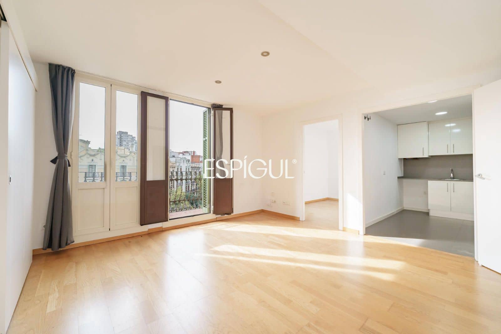 Piso de 2 habitaciones en Barcelona ciudad en venta - 695.000 € (Ref: 10182154)