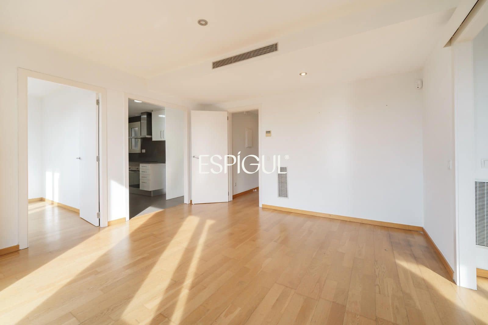 Piso de 2 habitaciones en Barcelona ciudad en venta - 695.000 € (Ref: 10182154)
