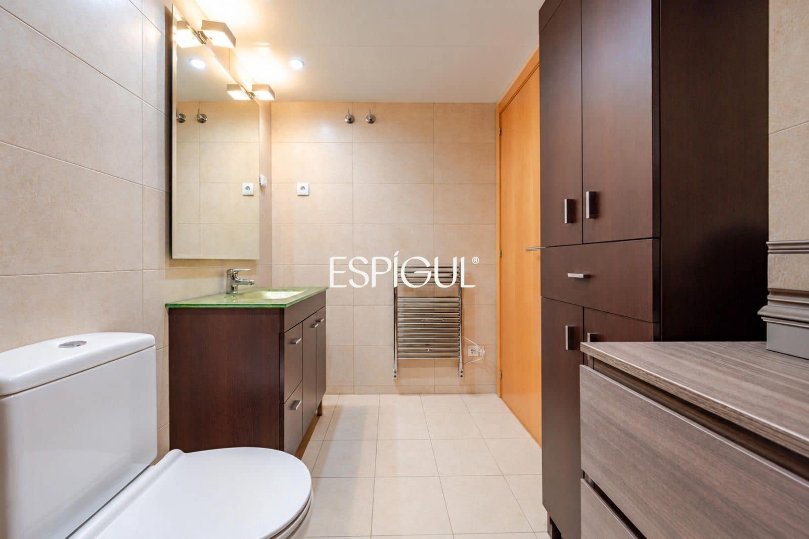 2 soverom Penthouse til salgs i Barcelona by med garasje - € 620 000 (Ref: 10185865)