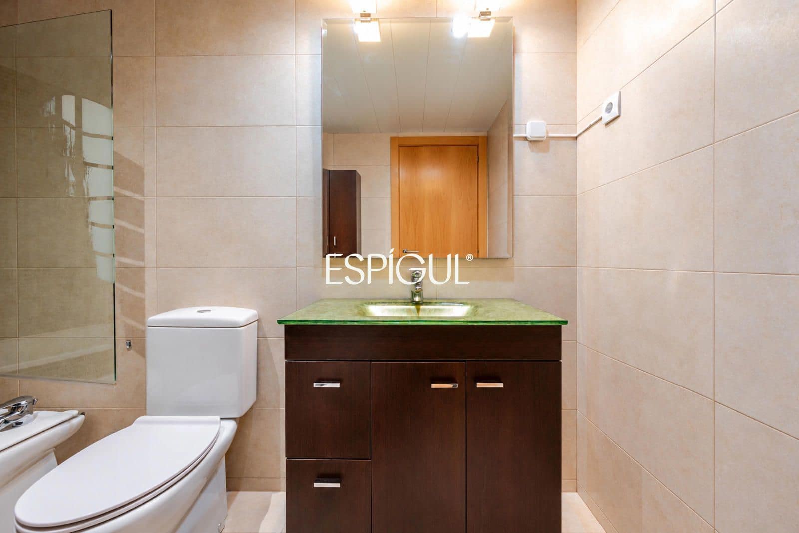 2 soverom Penthouse til salgs i Barcelona by med garasje - € 620 000 (Ref: 10185865)