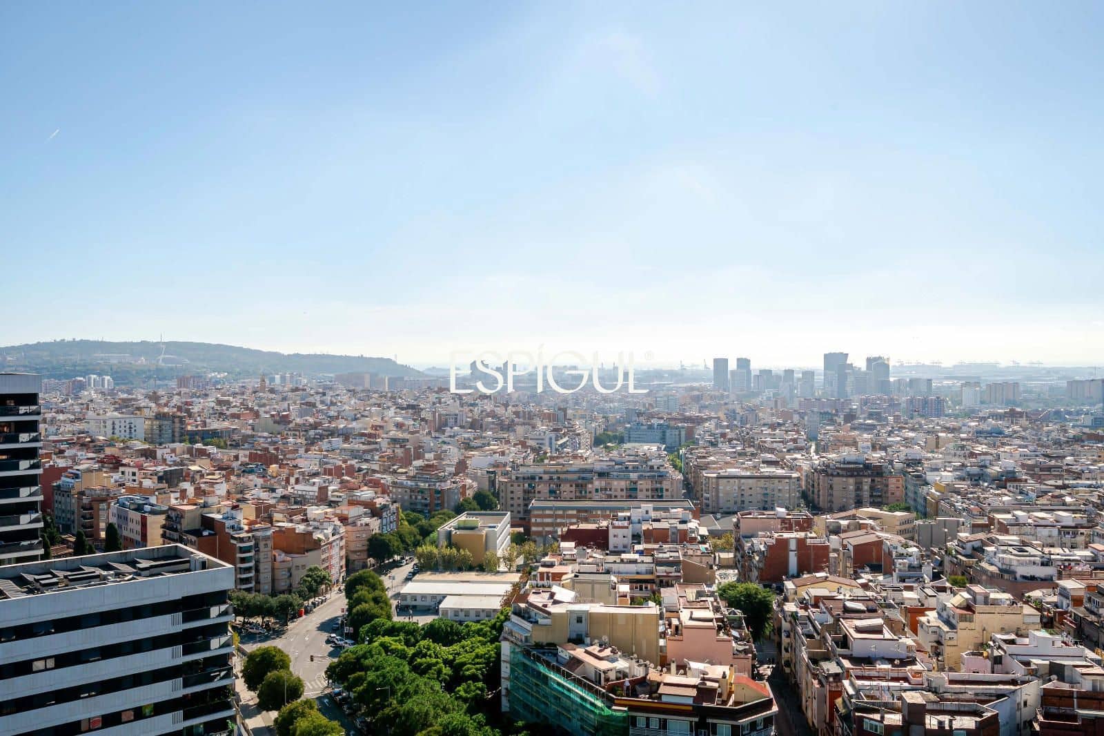 2 soverom Penthouse til salgs i Barcelona by med garasje - € 620 000 (Ref: 10185865)