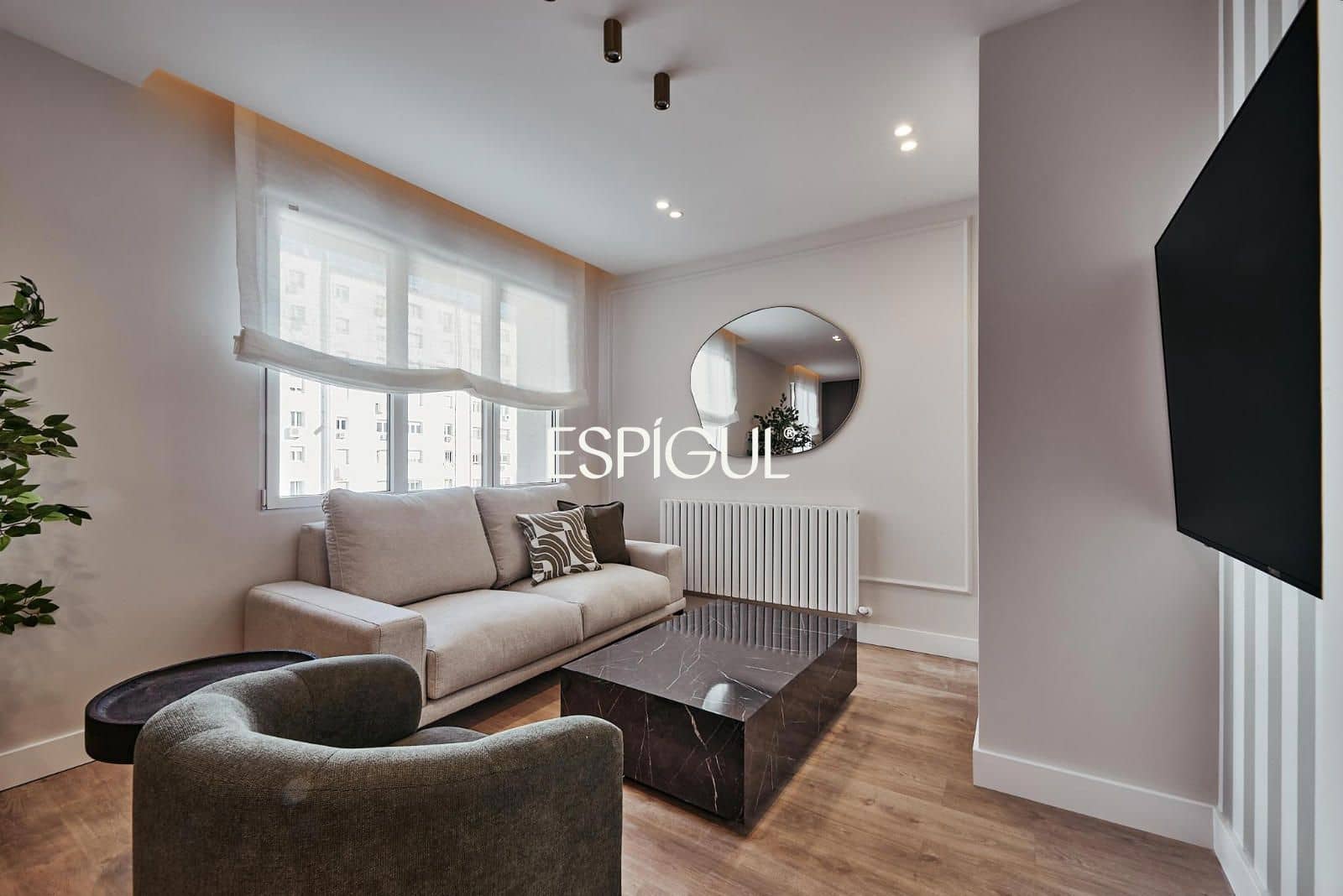 4 makuuhuone Asunto myytävänä paikassa Madrid kaupunki - 1 379 000 € (Ref: 10016153)