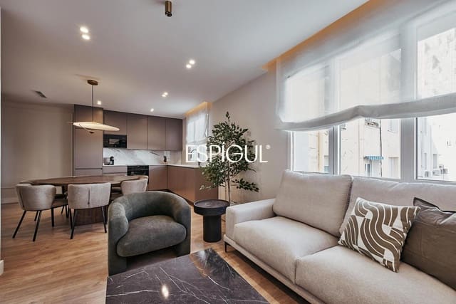 4 makuuhuone Asunto myytävänä paikassa Ibiza, Madrid kaupunki - 1 379 000 € (Ref: 10016153)