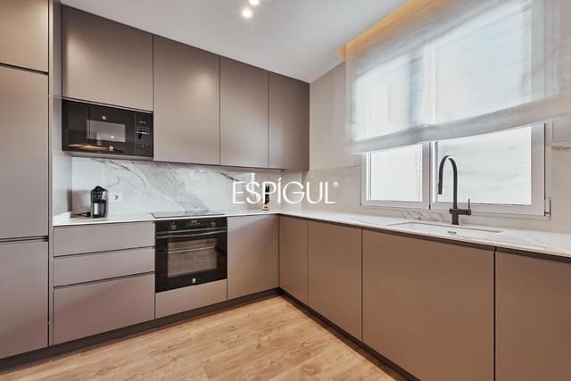 4 makuuhuone Asunto myytävänä paikassa Ibiza, Madrid kaupunki - 1 379 000 € (Ref: 10016153)