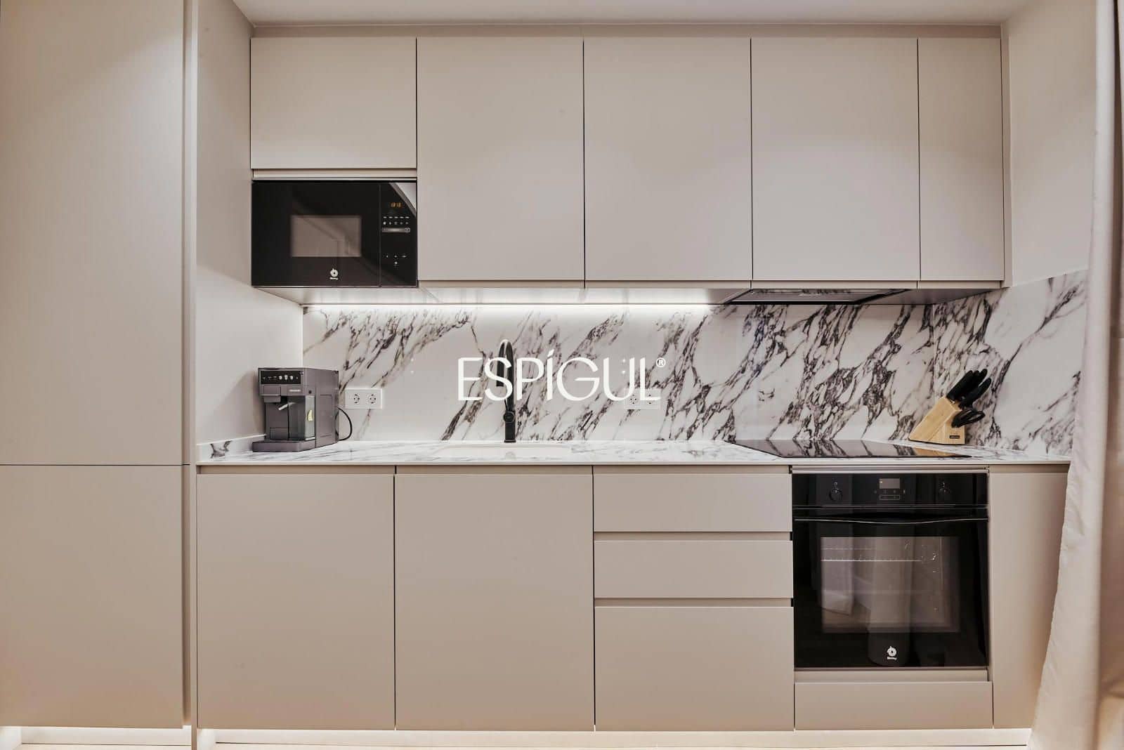 3 makuuhuone Asunto myytävänä paikassa Madrid kaupunki - 1 169 000 € (Ref: 10016154)