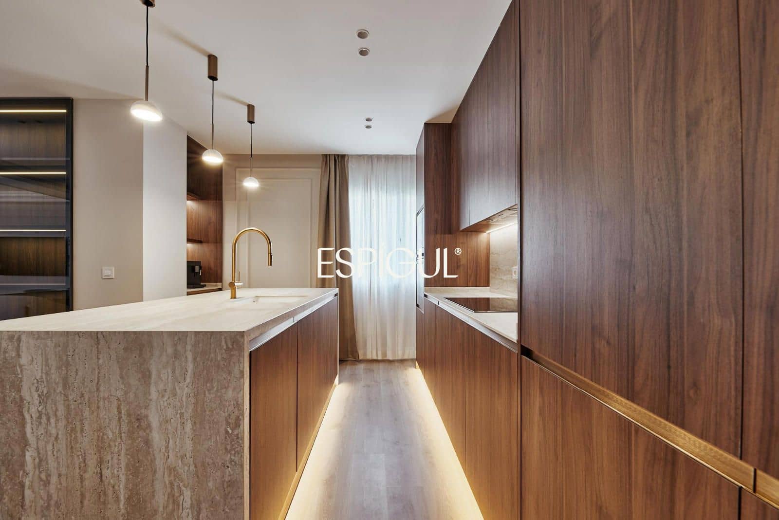3 makuuhuone Asunto myytävänä paikassa Madrid kaupunki - 1 659 000 € (Ref: 10016156)