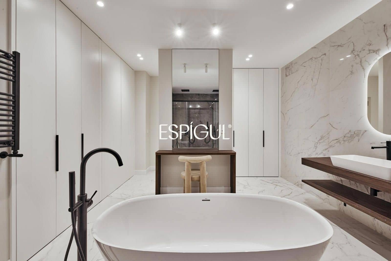 Piso de 5 habitaciones en Madrid ciudad en venta - 3.409.000 € (Ref: 10016158)