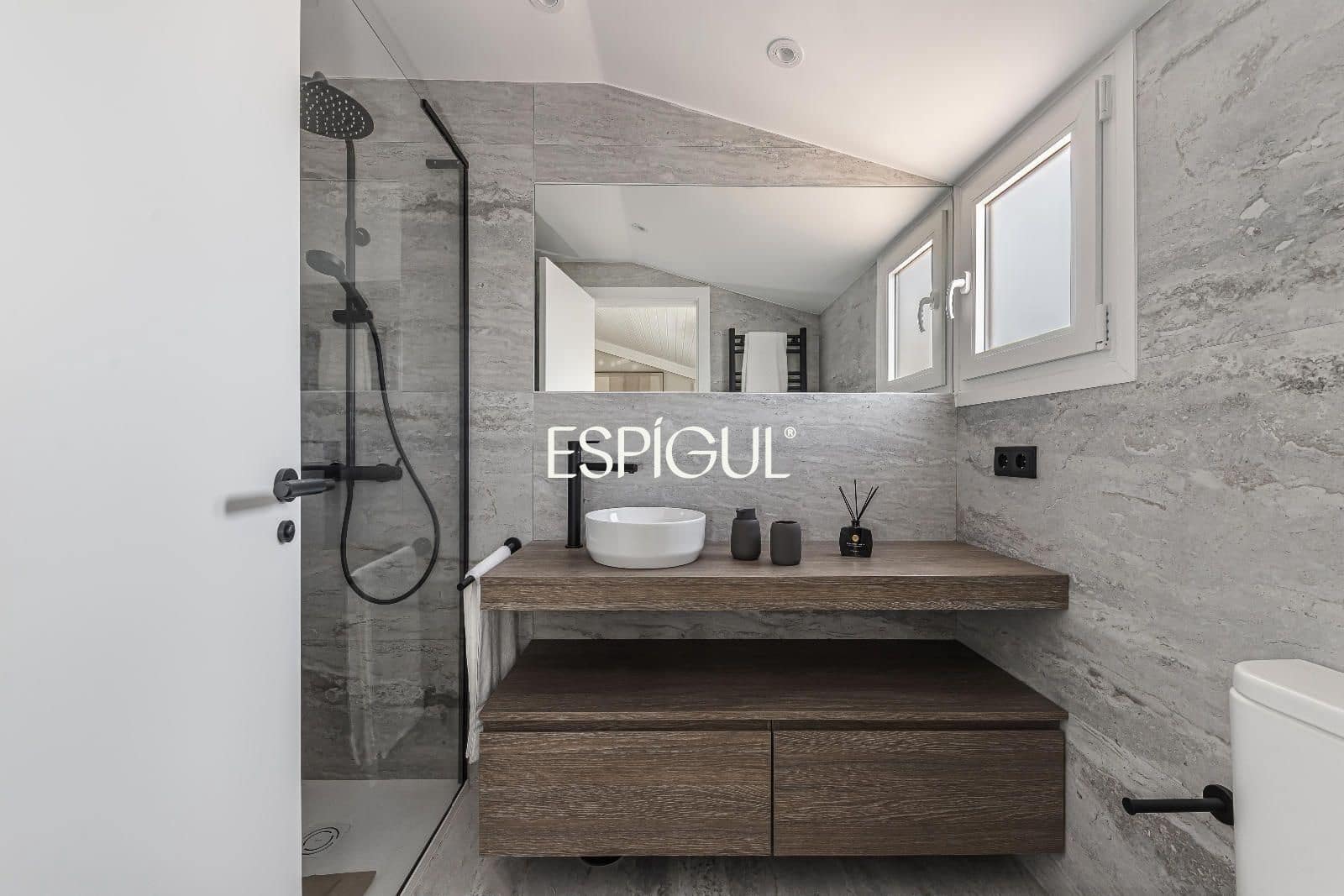 1 slaapkamer Flat te koop in Madrid stad - € 890.000 (Ref: 10016159)