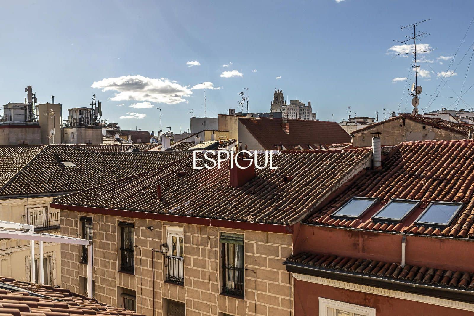 1 slaapkamer Flat te koop in Madrid stad - € 890.000 (Ref: 10016159)