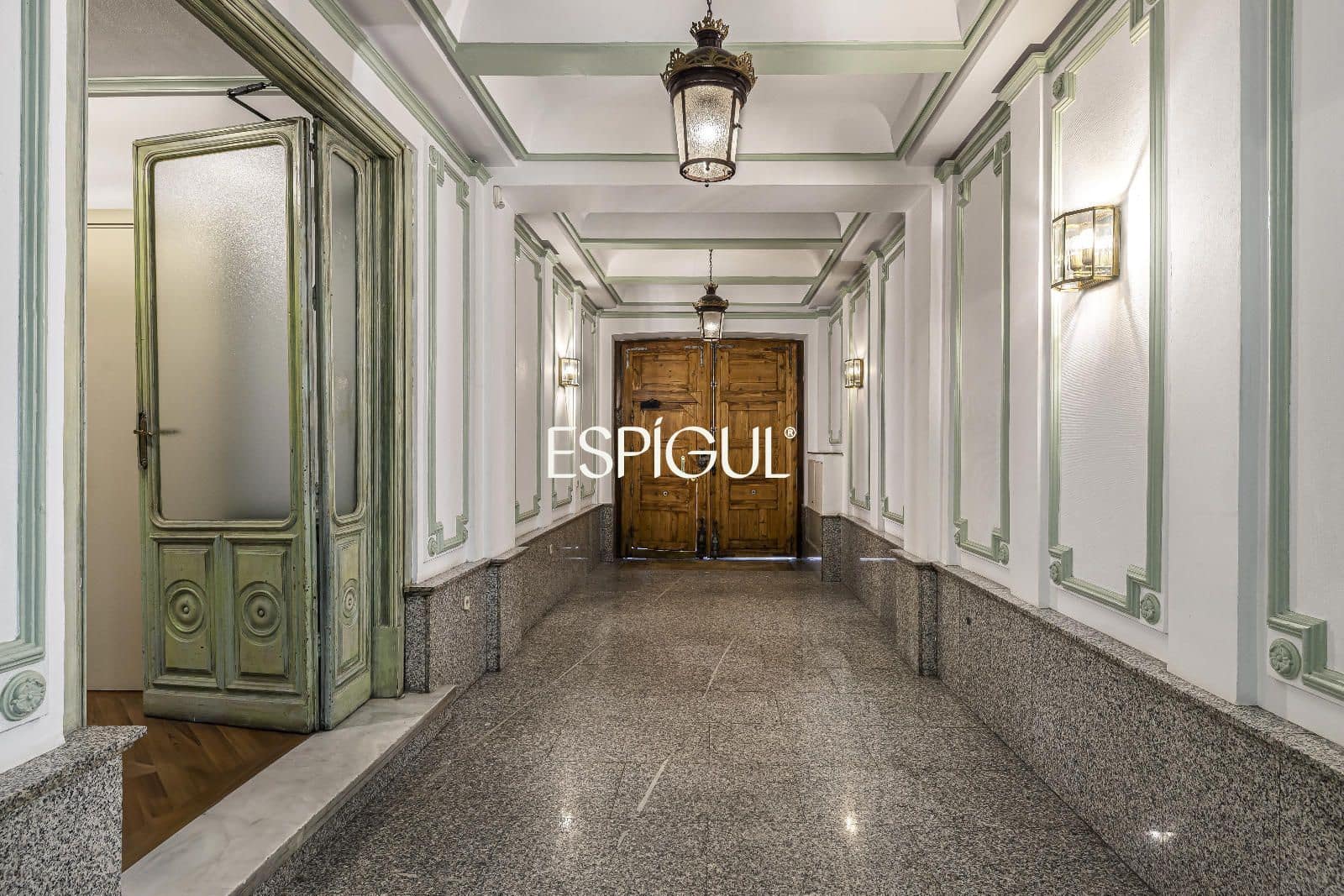 1 slaapkamer Flat te koop in Madrid stad - € 890.000 (Ref: 10016159)