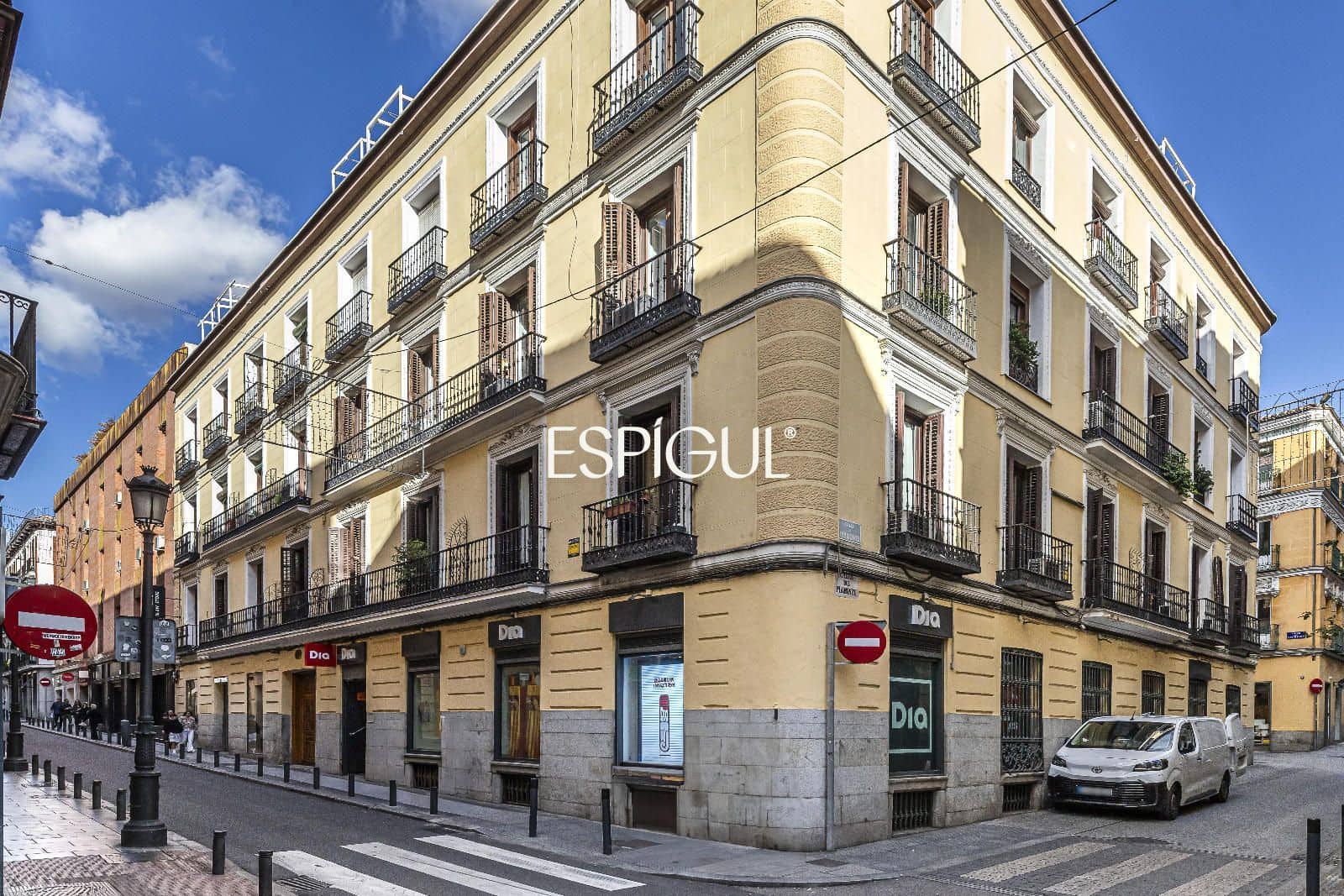 1 slaapkamer Flat te koop in Madrid stad - € 890.000 (Ref: 10016159)