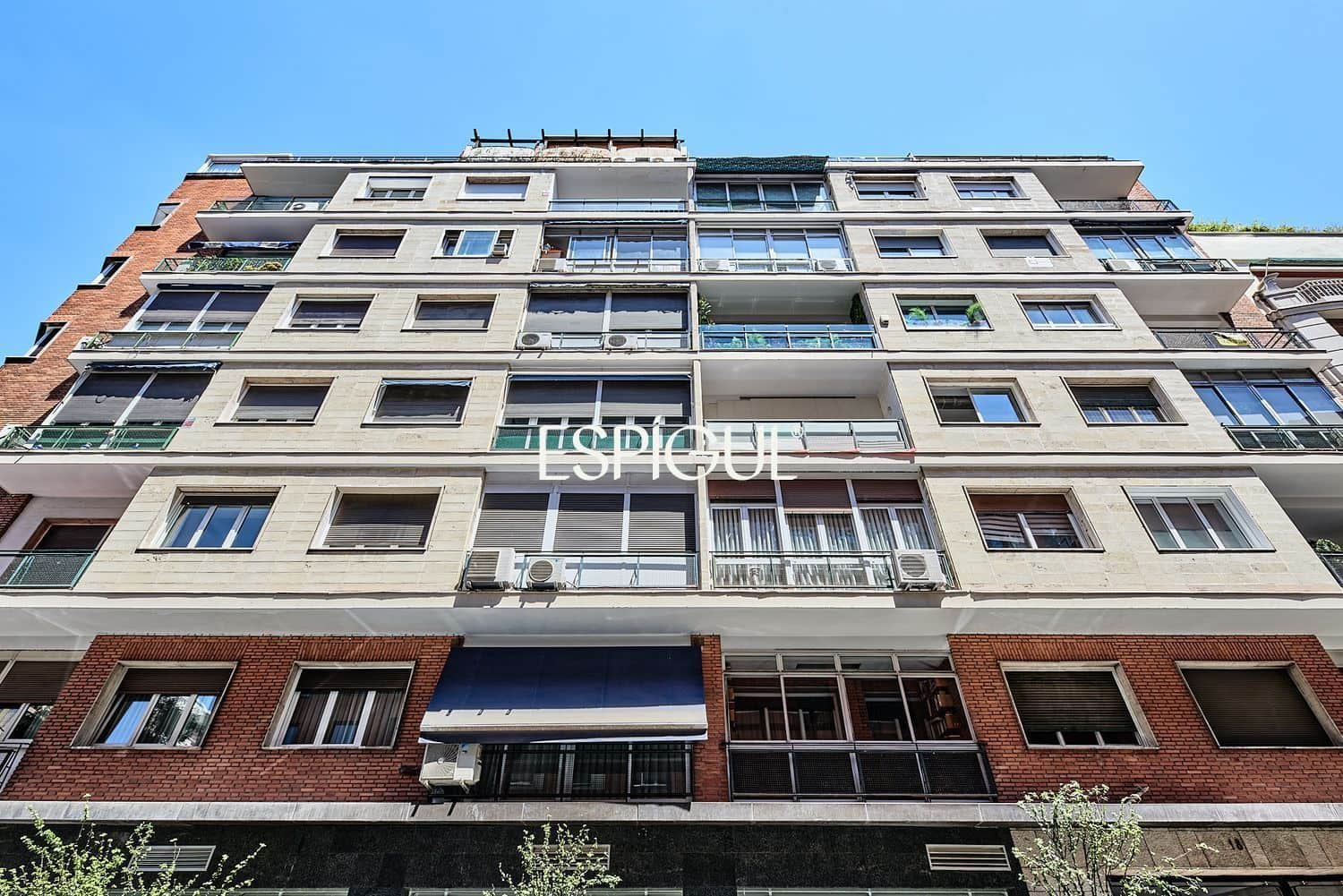 3 sypialnia Mieszkanie na sprzedaż w Miasto Madryt z garażem - 2 359 000 € (Ref: 10016160)