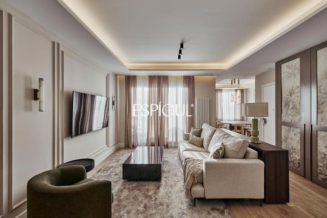 Ático de 4 habitaciones en Centro, Madrid ciudad en venta con piscina - 3.300.000 € (Ref: 10016161)