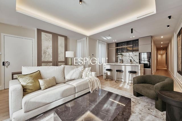 Ático de 4 habitaciones en Centro, Madrid ciudad en venta con piscina - 3.300.000 € (Ref: 10016161)