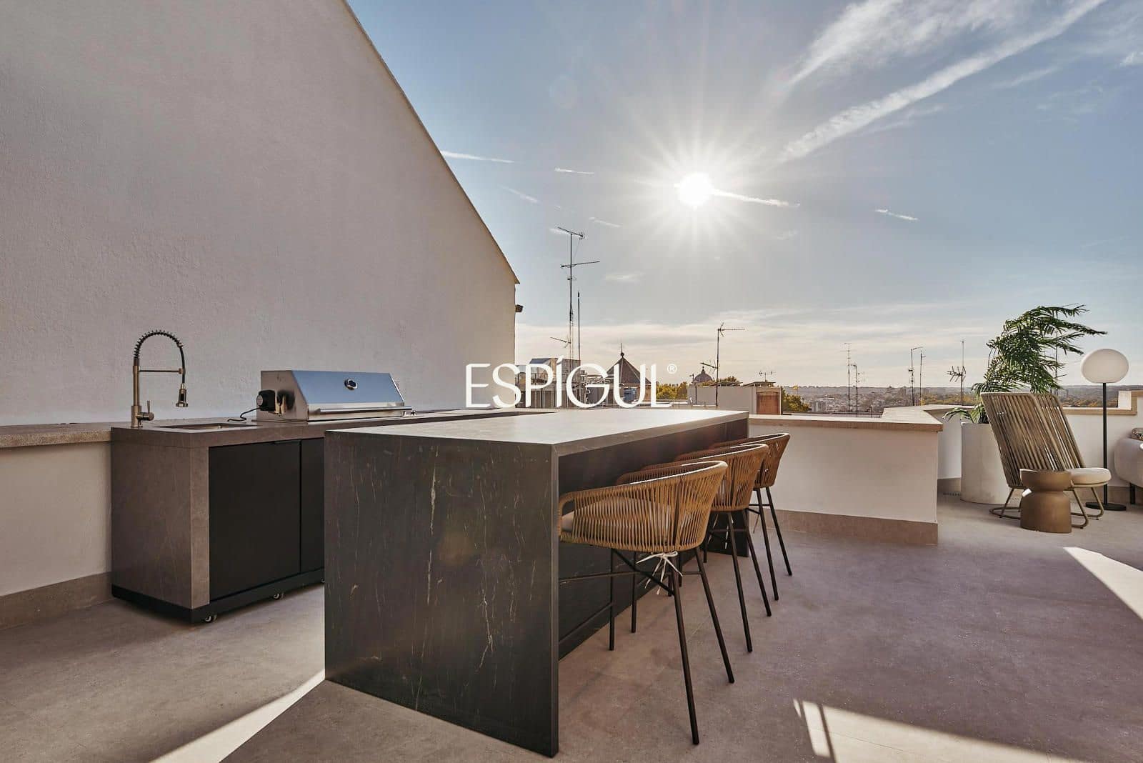 Ático de 4 habitaciones en Madrid ciudad en venta con piscina - 3.300.000 € (Ref: 10016161)