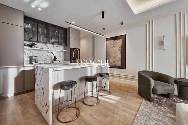 Ático de 4 habitaciones en Centro, Madrid ciudad en venta con piscina - 3.300.000 € (Ref: 10016161)