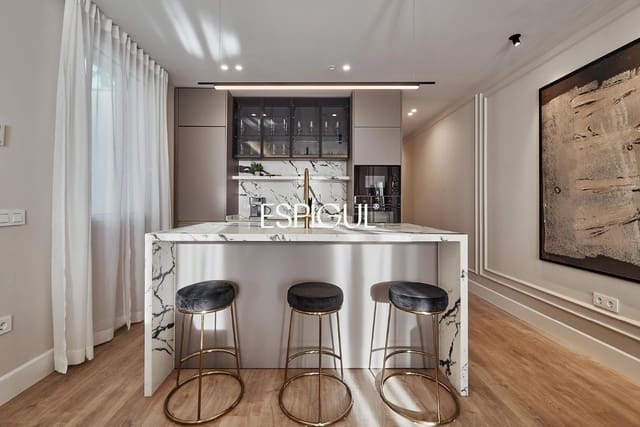 Ático de 4 habitaciones en Centro, Madrid ciudad en venta con piscina - 3.300.000 € (Ref: 10016161)