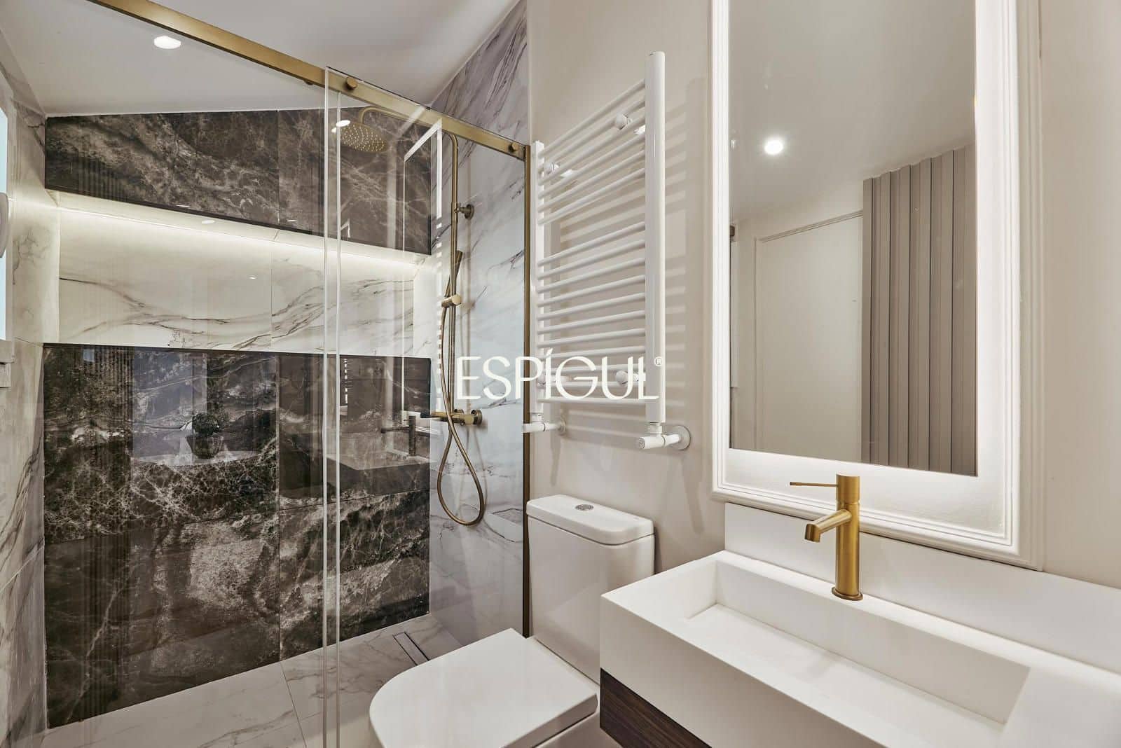 2 sovrum Takvåning till salu i Madrid stad - 849 000 € (Ref: 10016162)