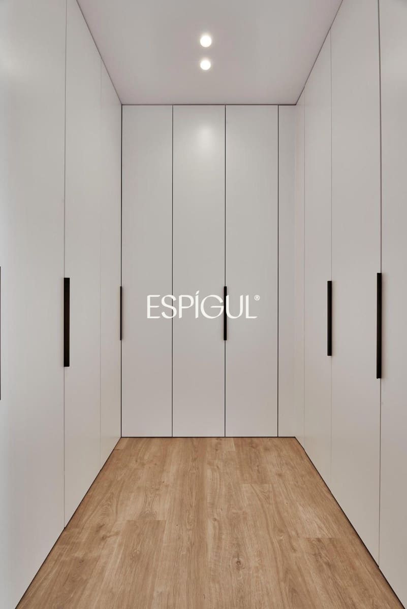 3 bedroom Flat for sale in Madrid city with garage - € 2,189,000 (Ref: 10016164)