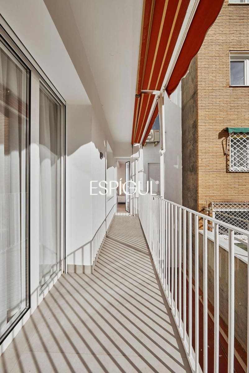 3 bedroom Flat for sale in Madrid city with garage - € 2,189,000 (Ref: 10016164)