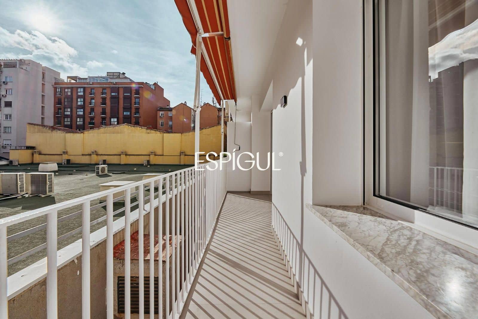 3 bedroom Flat for sale in Madrid city with garage - € 2,189,000 (Ref: 10016164)