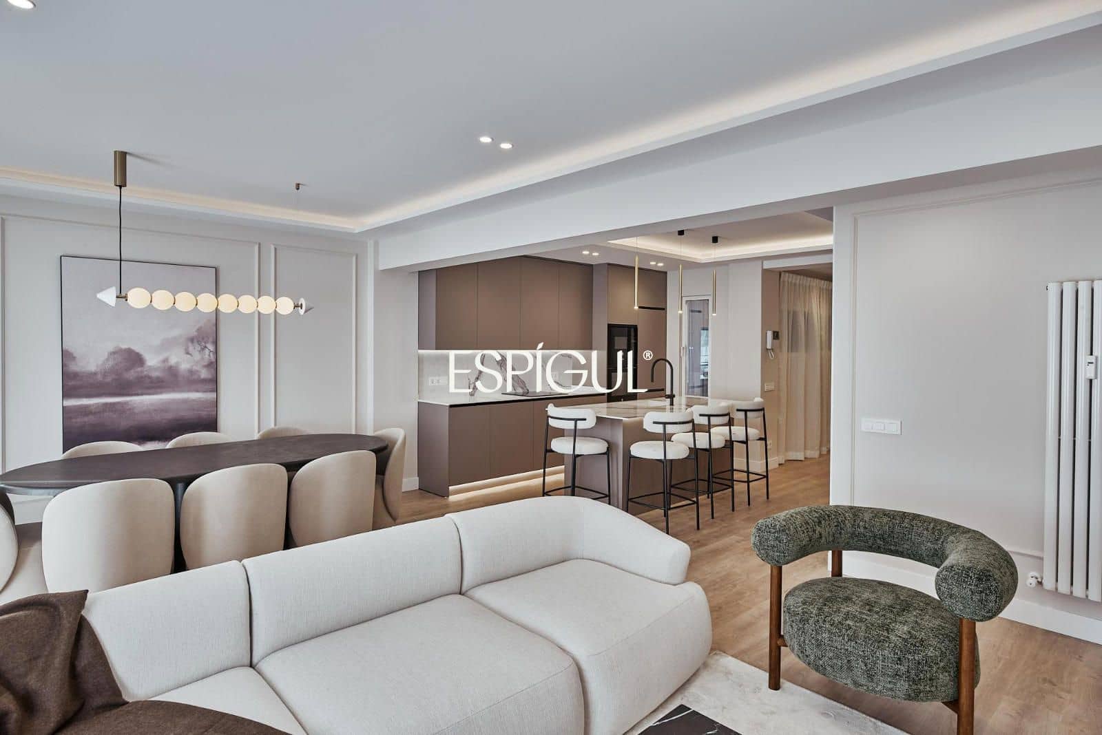 3 bedroom Flat for sale in Madrid city with garage - € 2,189,000 (Ref: 10016164)
