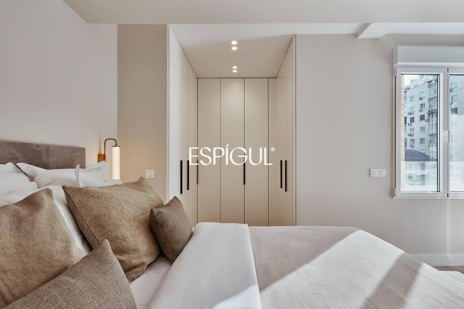3 bedroom Flat for sale in Madrid city with garage - € 2,189,000 (Ref: 10016164)