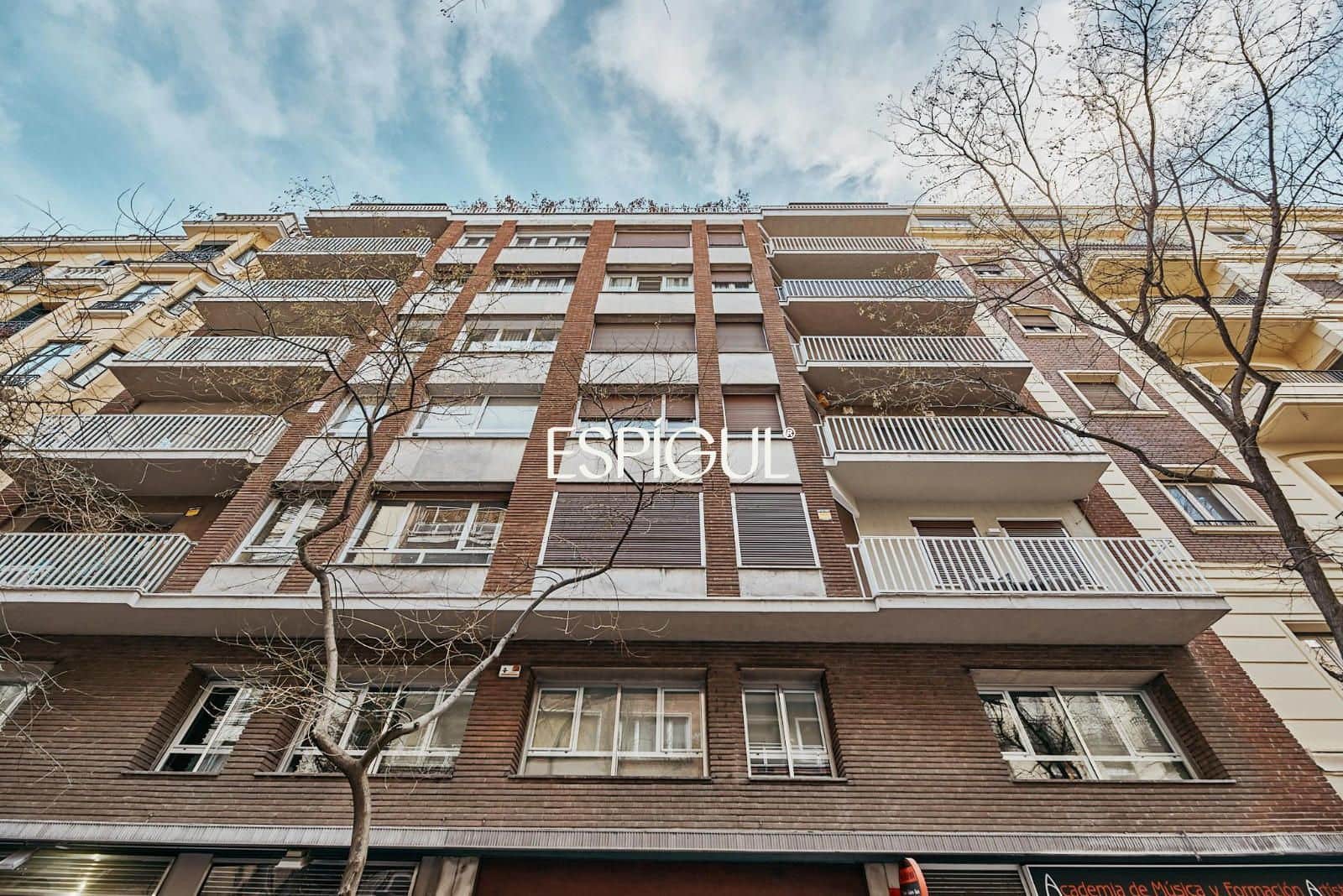 3 bedroom Flat for sale in Madrid city with garage - € 2,189,000 (Ref: 10016164)