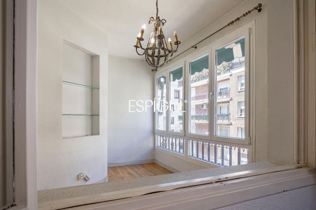 Piso de 4 habitaciones en Recoletos, Madrid ciudad en venta - 3.100.000 € (Ref: 10016165)