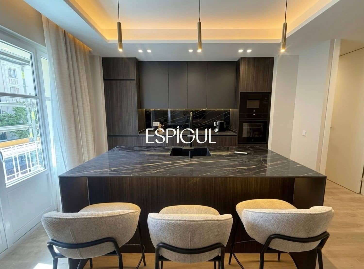 3 slaapkamer Flat te koop in Madrid stad - € 2.289.000 (Ref: 10016167)