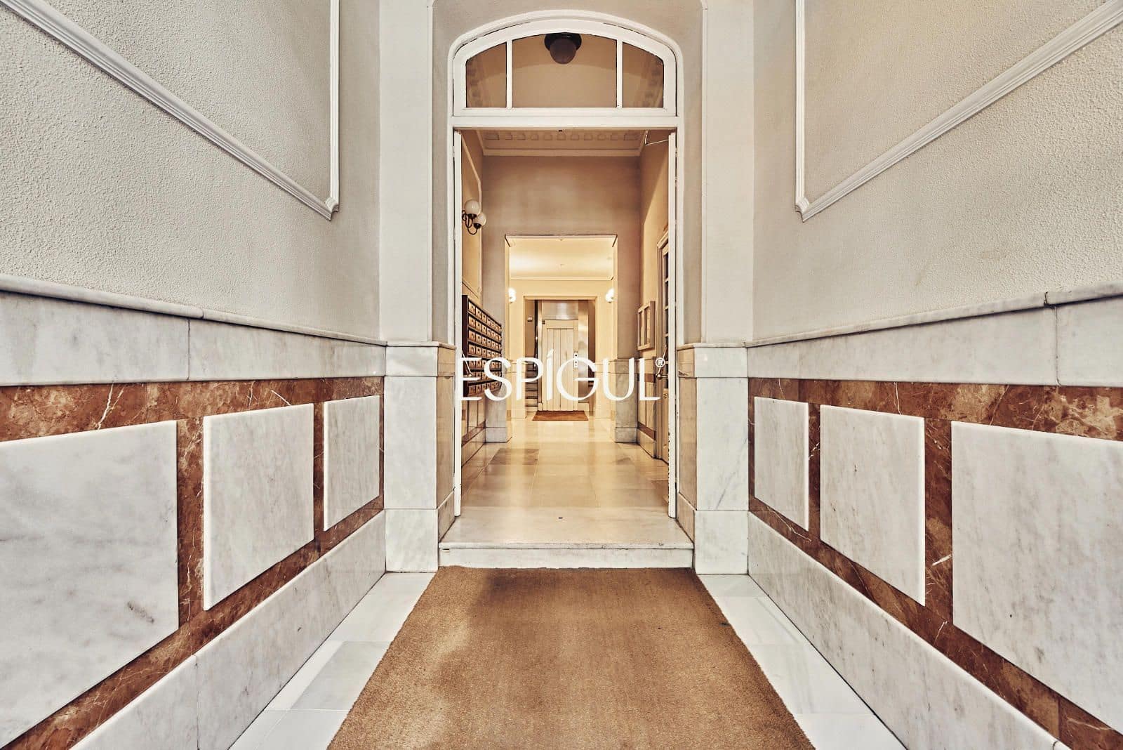 2 bedroom Flat for sale in Madrid city - € 929,000 (Ref: 10016177)